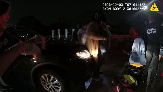 VIDEO: Jacksonville officer body-camera video from crash смотреть онлайн