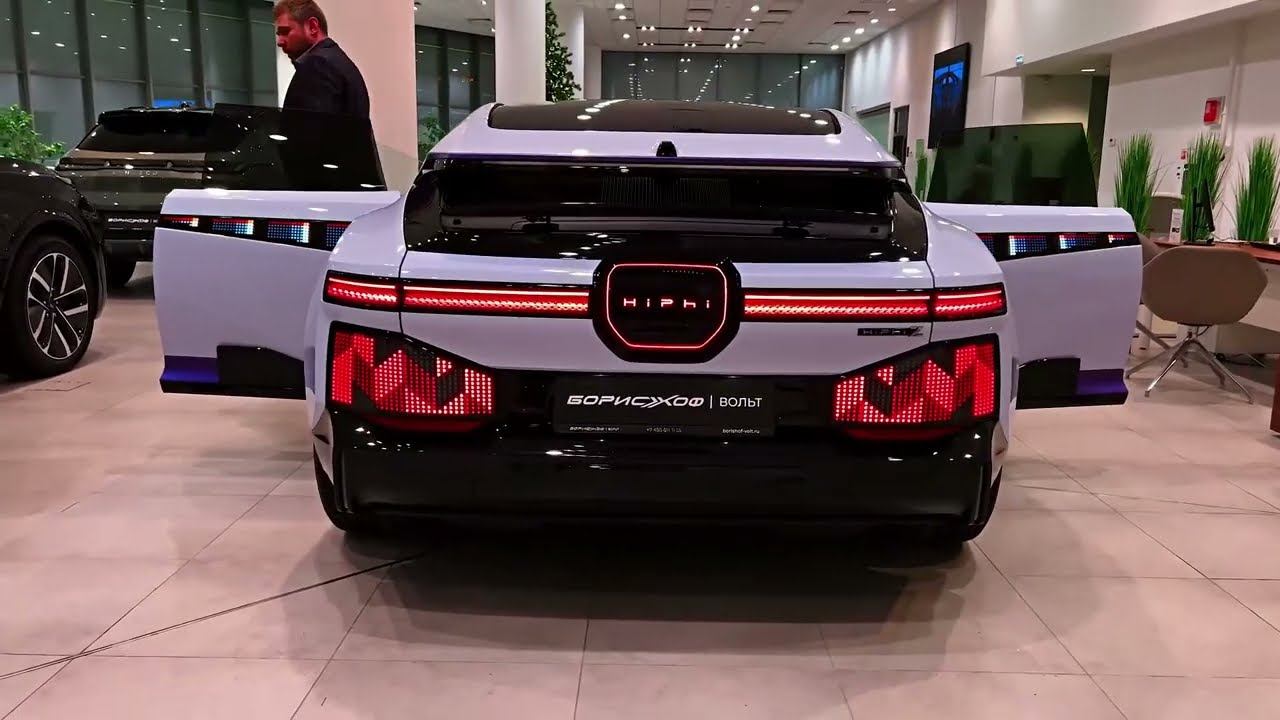 2024 HiPhi Z - Looks Very Well-Engineered and Solid body смотреть онлайн