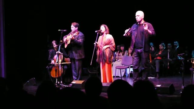 Trio Fado "Milho Verde" com Obertongesang смотреть онлайн