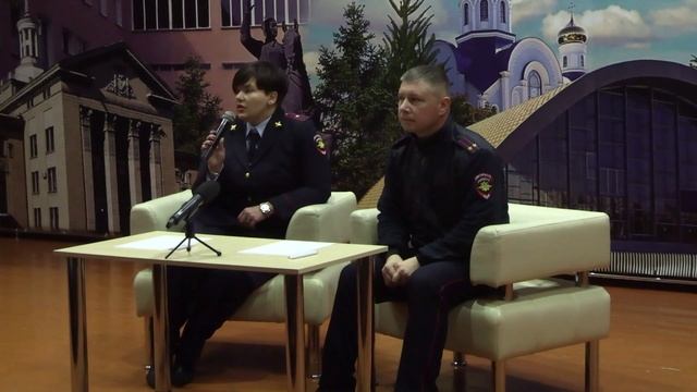 Луганские полицейские ответили на вопросы школьников в рамках ученической конференции смотреть онлайн