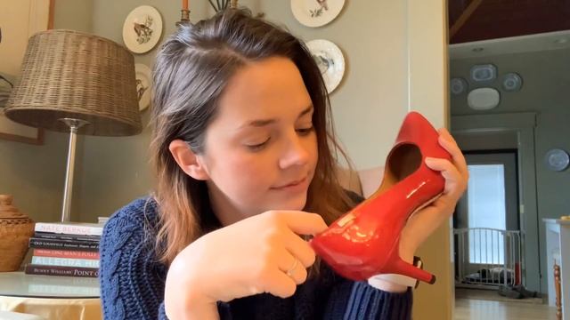 ASMR Unboxing and Trying on Red Heels - Calvin Klein смотреть онлайн