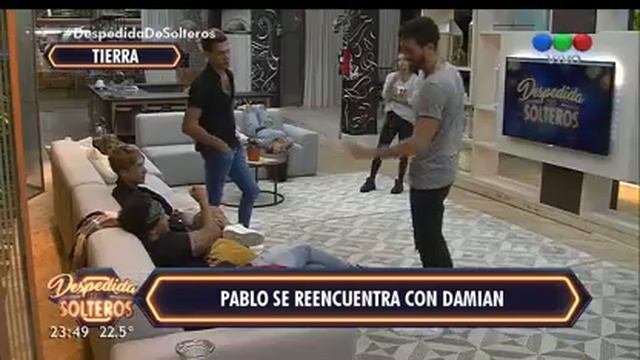 Pablo volvió al PH y le mintió a todos sus compañeros - Despedida de Solteros смотреть онлайн