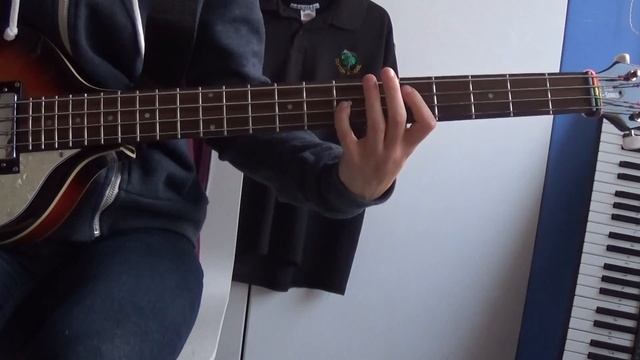 "Won't You Listen Now" - MonaLisa Twins (bass cover) смотреть онлайн