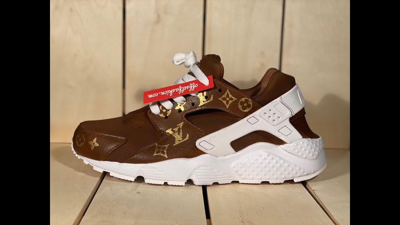 Custom Louis Vuitton Nike Huarache's 🔥👟🎨 SATISFYING (TIME-LAPSE) (WATCH TILL END!!) смотреть онлайн