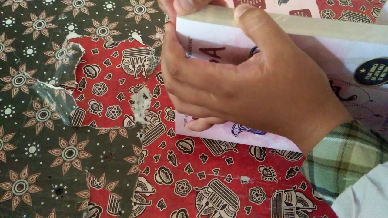 Unboxing-Novel Mariposa,Gila BAPER parah смотреть онлайн