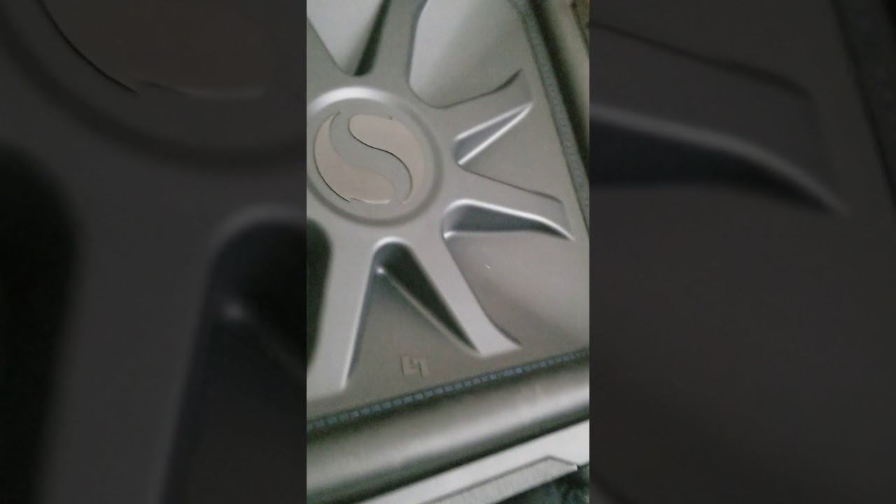 Official Unboxing of Kicker L7(S) 15D4 смотреть онлайн