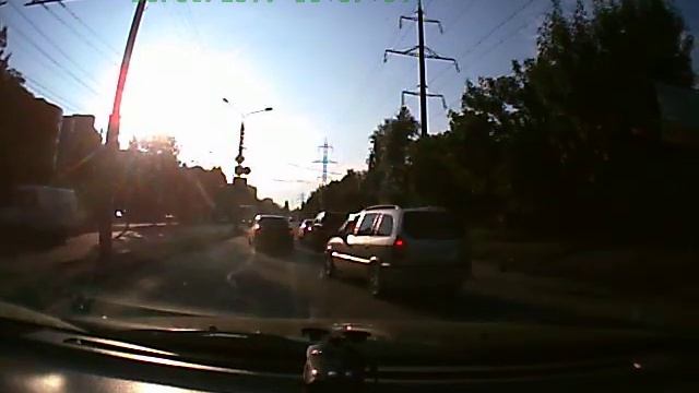 Котёнок на дороге смотреть онлайн