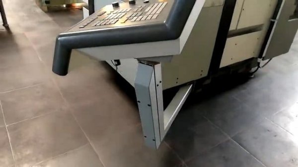 DECKEL MAHO DMU 50 (2005) Vertical Machining Center