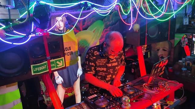 NITROPULSE - Mixtape by Lucke - Equilibrium смотреть онлайн