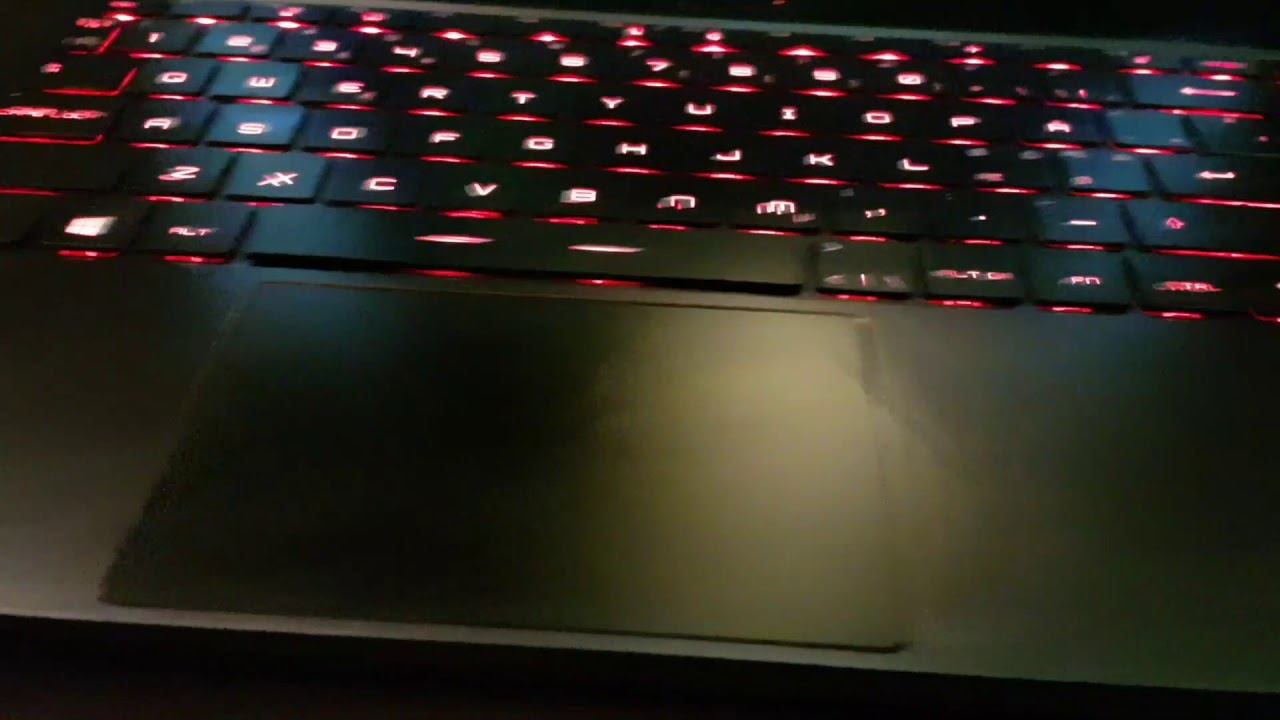 MSI GS65 - Cracking noises, wristwrest смотреть онлайн
