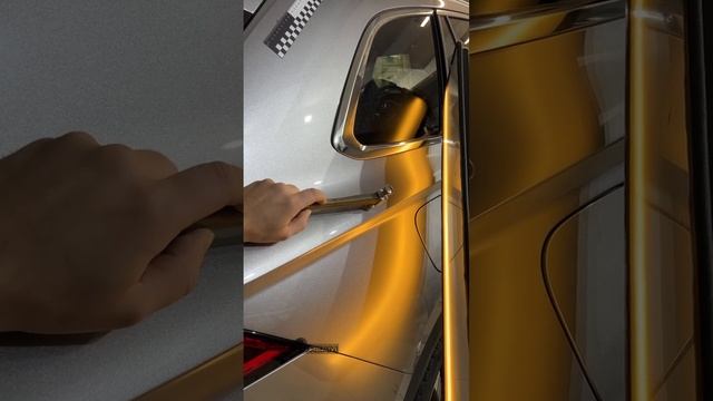 Geely Monjaro
Удаление вмятины без окраски