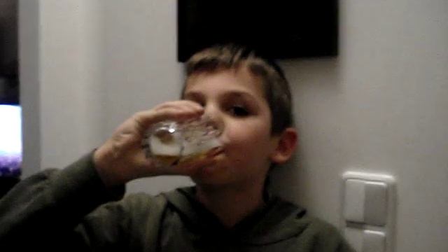 Eksiranje case PIVA za 10 sek смотреть онлайн