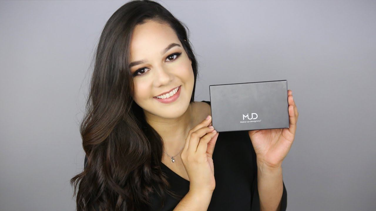 Make Up Designory | Smokey Eye Tutorial смотреть онлайн