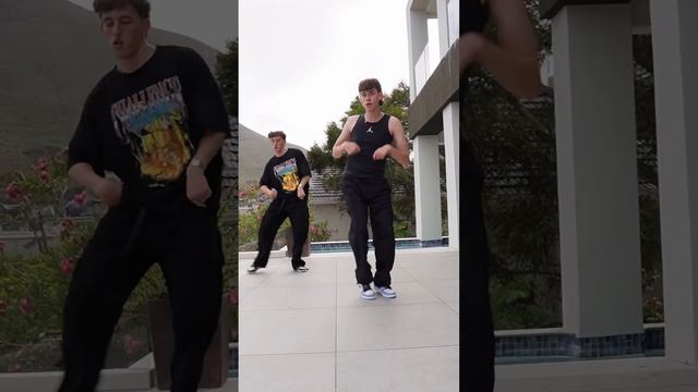 @LESSERAFIM_official ‘EASY’ Dance Cover #lesserafim #easy #lesserafimeasy #makeitlookeasy смотреть онлайн