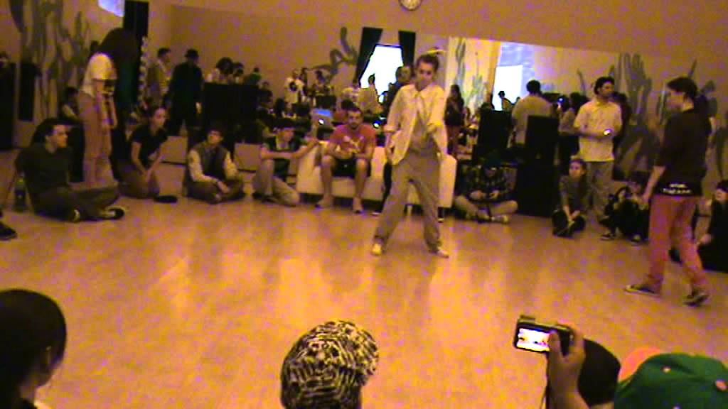 КРУГИ popping 1/2 Boogie-D vs Natasha смотреть онлайн