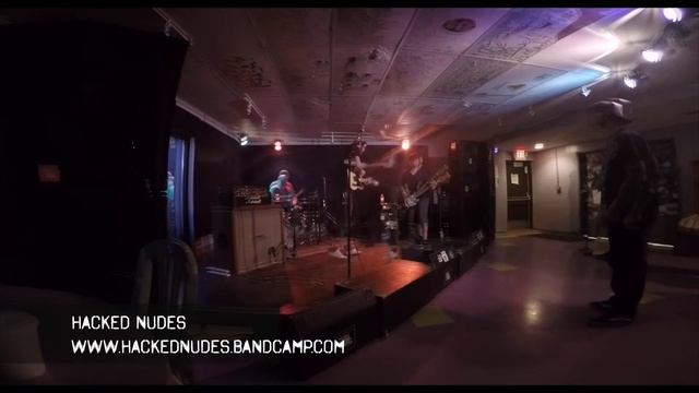 Hacked Nudes @ the Oasis Grayslake, IL смотреть онлайн