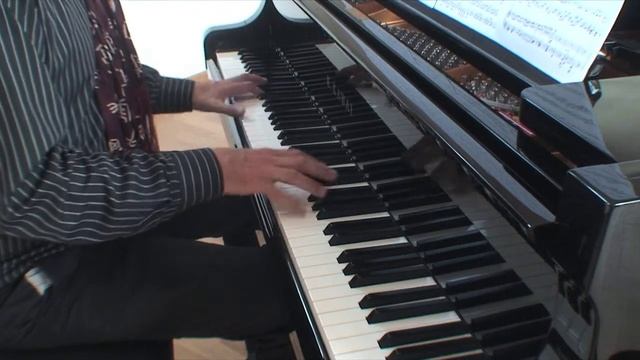 Rondo alla latina, version for piano by Hans-André Stamm смотреть онлайн