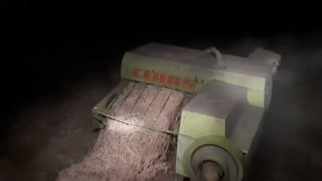 Тюковой пресс-подборщик Claas Markant 50 смотреть онлайн