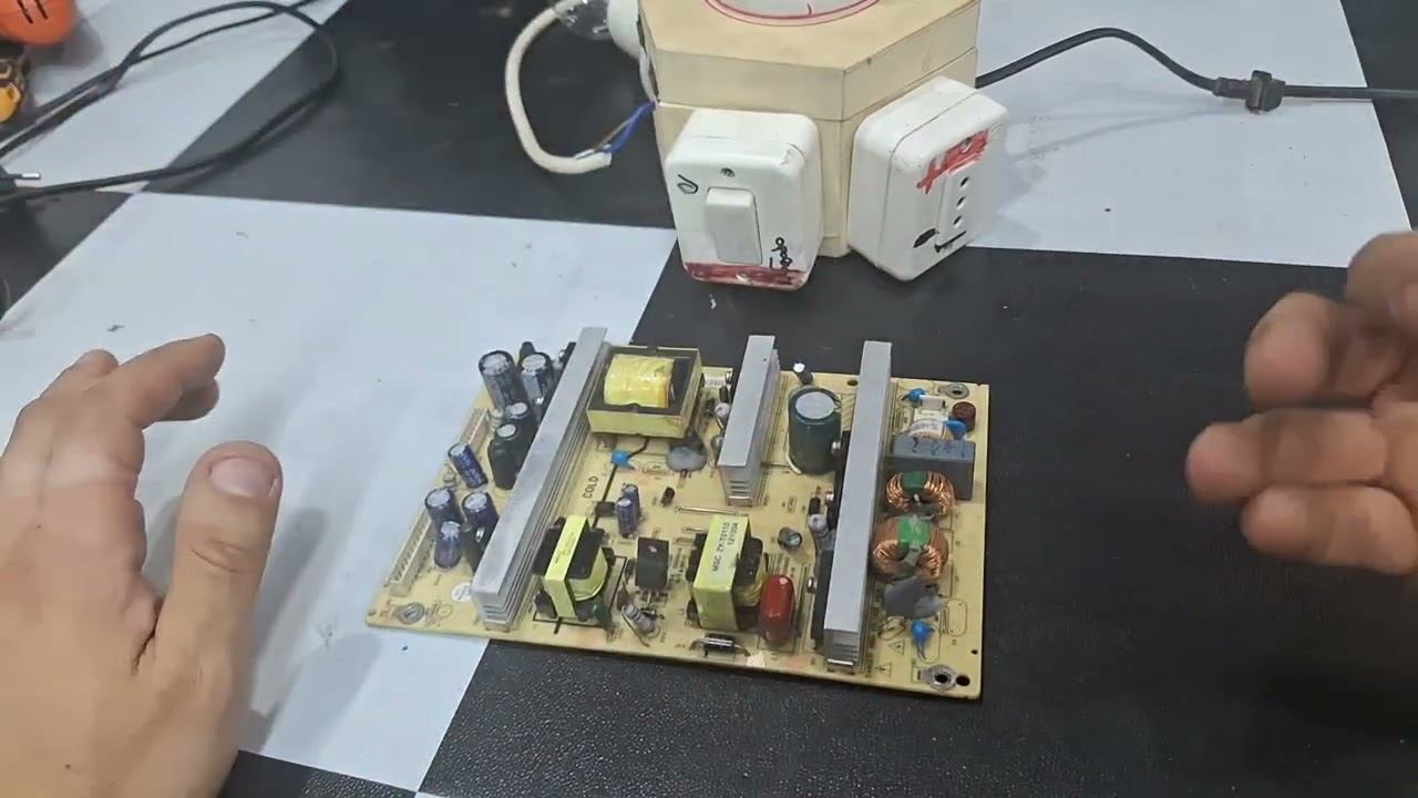 ✅️REPARACION FUENTE CONMUTADA DAÑADA TELEVISOR HAIER CON LAMPARAS CCFL CASO REAL. смотреть онлайн