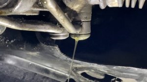 Устранение течи штуцера рейки, ремонт ГУР W211