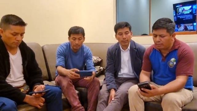 Encuentro Hermanos Sopla . Después se más de 20 años.... practicando música Goospel смотреть онлайн