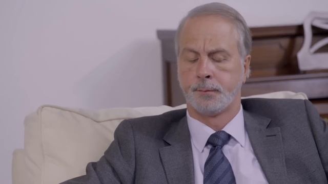 Amina recibe de castigo ser aprendiz de albañil | La rosa de Guadalupe 2/4 | Construir un castill.. смотреть онлайн
