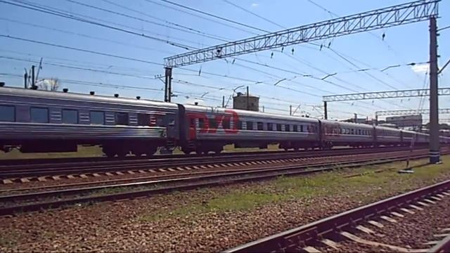 Электровоз ЧС7-227 с поездом №376 (Москва → Воркута) смотреть онлайн