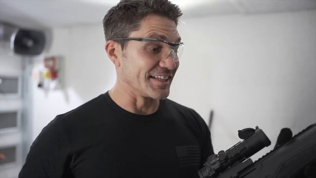 The Most Underrated SMG Ever? Beretta MX4 Storm смотреть онлайн