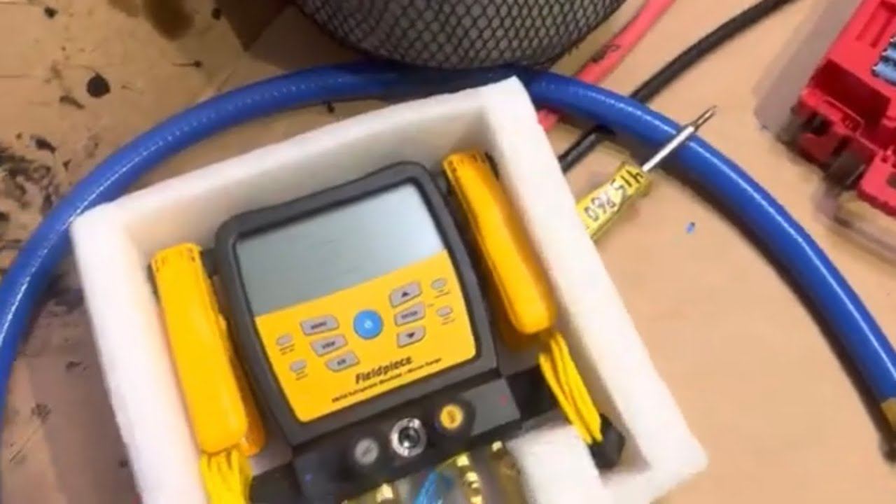 NEW SMAN Refrigerant Manifold And Micron Gauge SM480V Fieldpiece What Do You Get In The New Box?