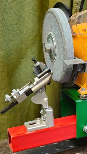 Стойка для заточки сверл. MIKITOOL  M00005816.