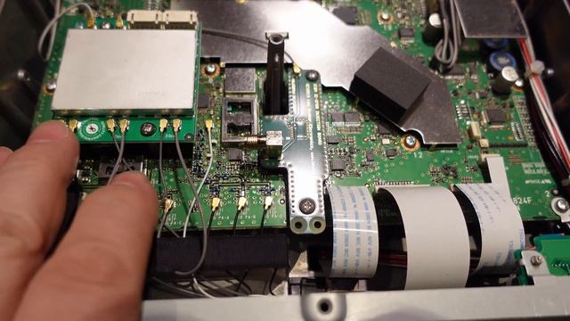 Installing the PTRX 9700 in an iCOM IC 9700 смотреть онлайн