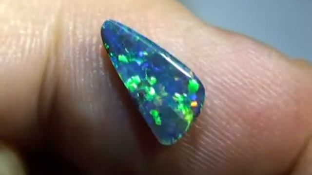 Queensland Boulder Opal From indigo opals RD18 смотреть онлайн
