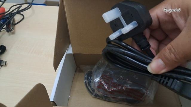 Hikvision poe 8 port DS 3E0510P- Unboxing смотреть онлайн