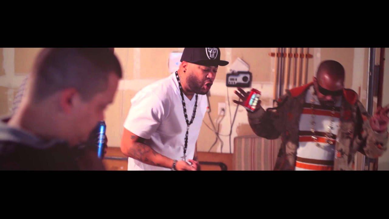 ZIPPER LOUIE FT. NEVA SOBER, COVATUS, AND LOOT SMITH - FEELIN SOOOO смотреть онлайн