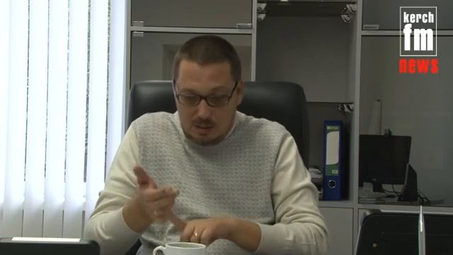 Железнодорожный паром в торговом порту смотреть онлайн
