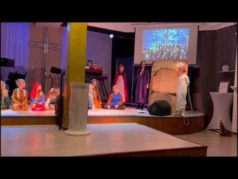 Kindertheaterstück Ostern 2024 / Сценка на пасху: Иисус и 12 Апостолов смотреть онлайн