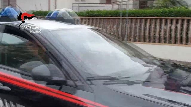 Gang di minorenni raponava prostitute: arrestati dai carabinieri смотреть онлайн