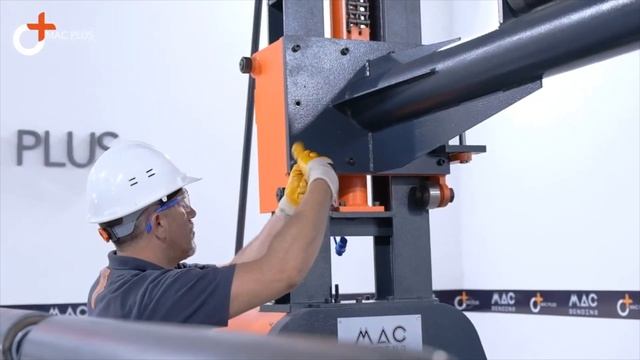 Гидравлические вальцы SBM 160 X 2100 NC смотреть онлайн
