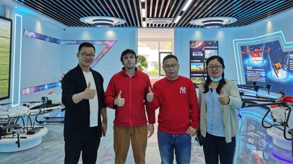 Инспектор в Китае