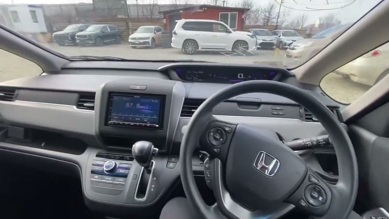 КРАТКИЙ ВИДЕООБЗОР HONDA FREED+ 2019 ГОДА, ДВС 1500 СС, 2 ВД смотреть онлайн