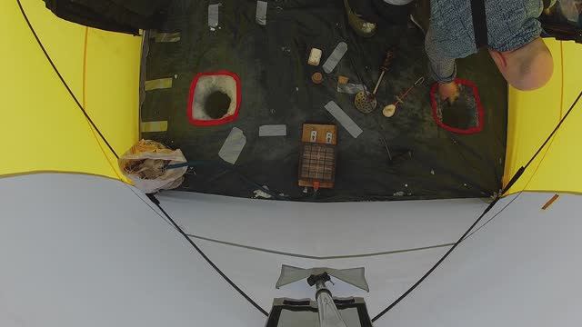 Друзья пристегните ремни мы входим в зону рыболовной турбулентности