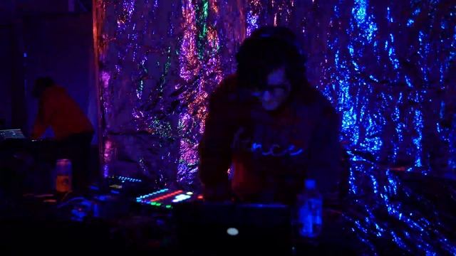 Radio Axiom Presents: Session 15 | Trillones | February 16, 2019 смотреть онлайн