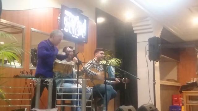 Rafa y varo con barto Bongosero смотреть онлайн