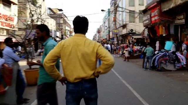 Fashion Street in Delhi - Karol Bagh Market смотреть онлайн