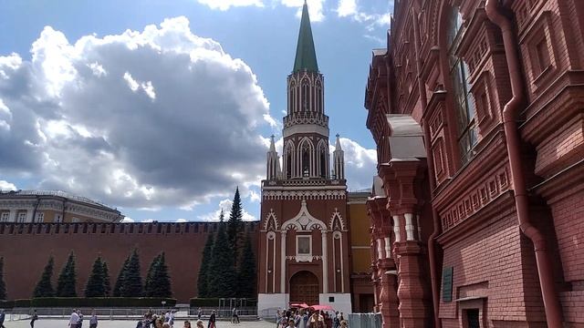 Беляев А.Н. На Красной площадь 15600 смотреть онлайн