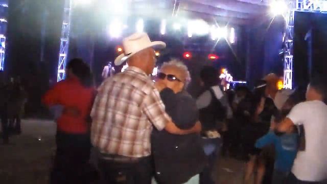 LOS 15 AÑOS DE ADRIANA EN CAPIROTE, VILLA DE COS, ZAC. смотреть онлайн