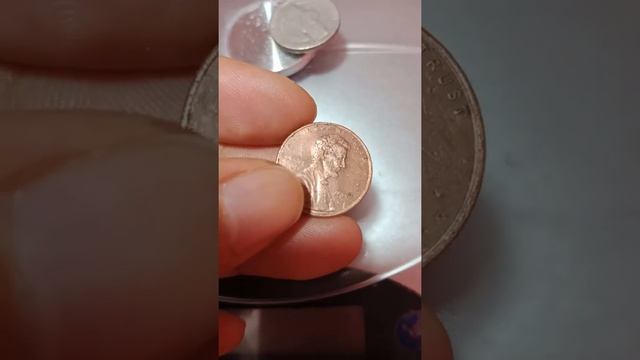 one cent 1996-D and
five cents 1970. смотреть онлайн