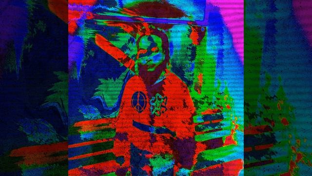 We're On Venus смотреть онлайн