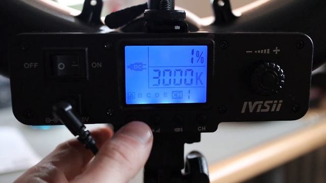 The IVISII LED Ring Light - A Practical Lighting Solution for YouTubers смотреть онлайн