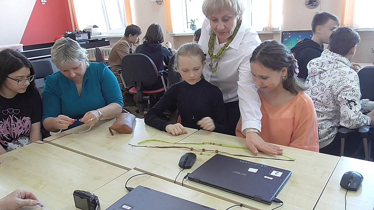 «Традиции и значение народных украшений и их изготовление» ГорлищеваТВ МБОУ Заболотовская СОШ